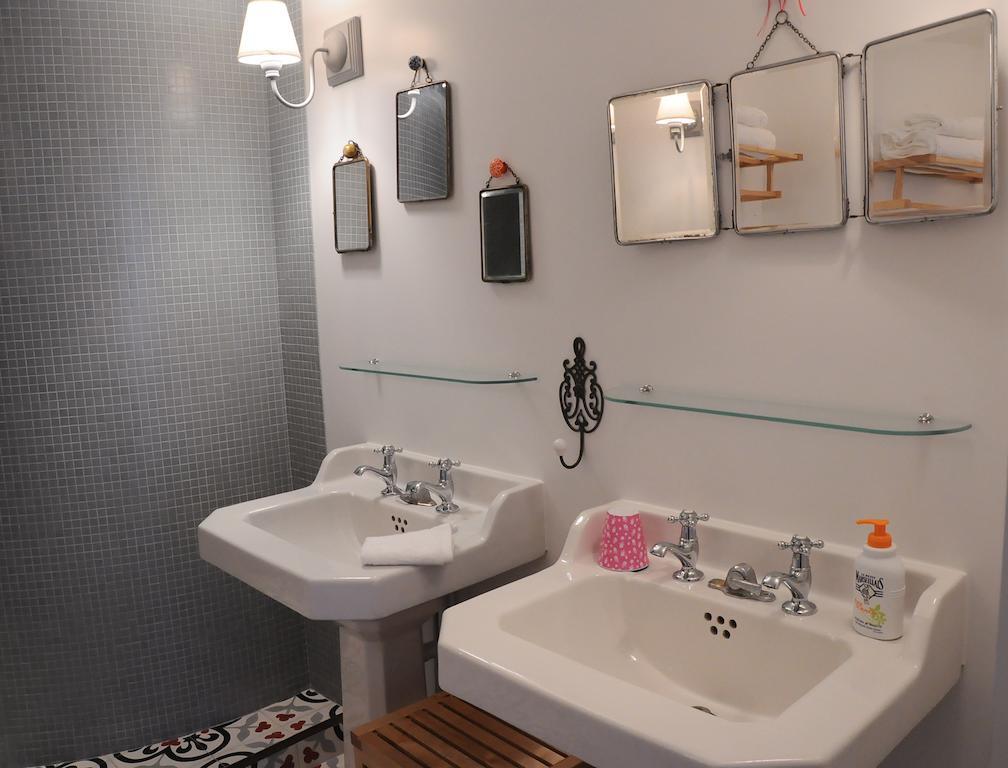 Bed and Breakfast La Grenadine Бордо Номер фото
